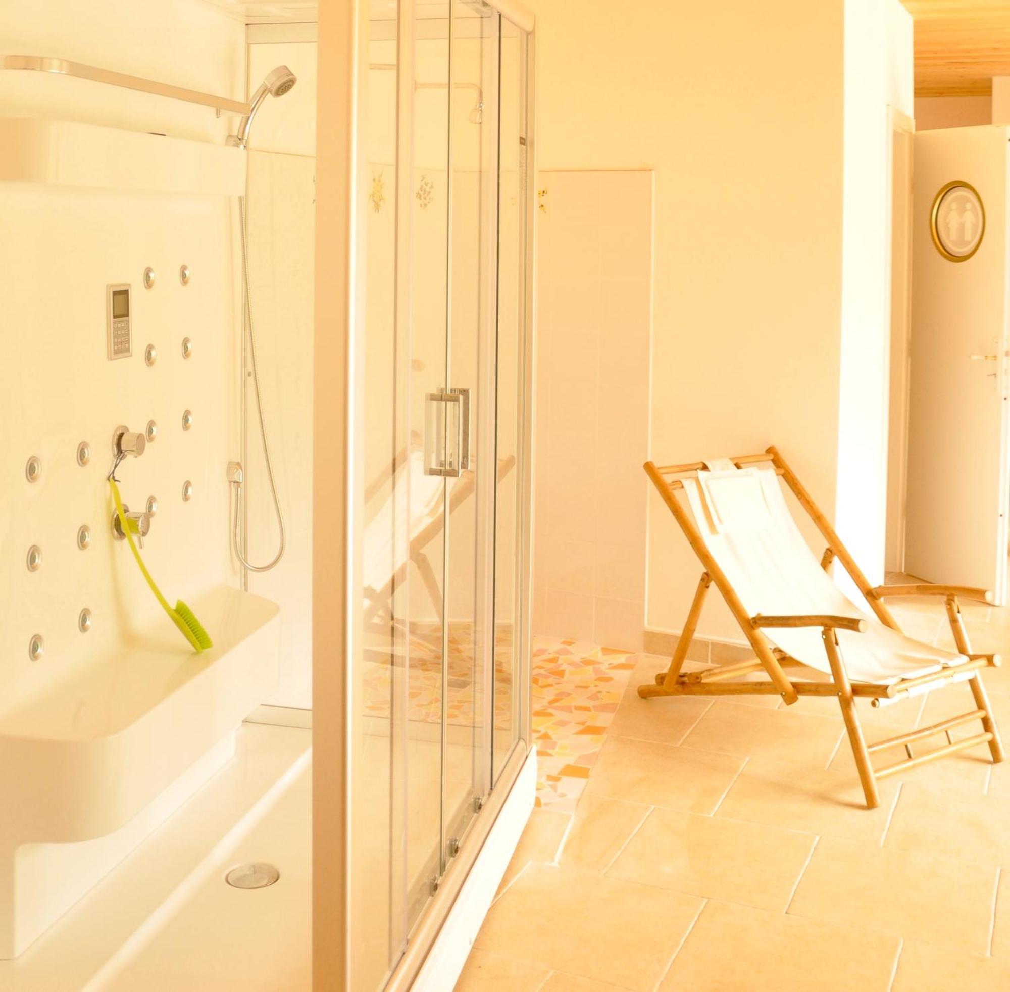 La Nave B&B Monteggio ภายนอก รูปภาพ