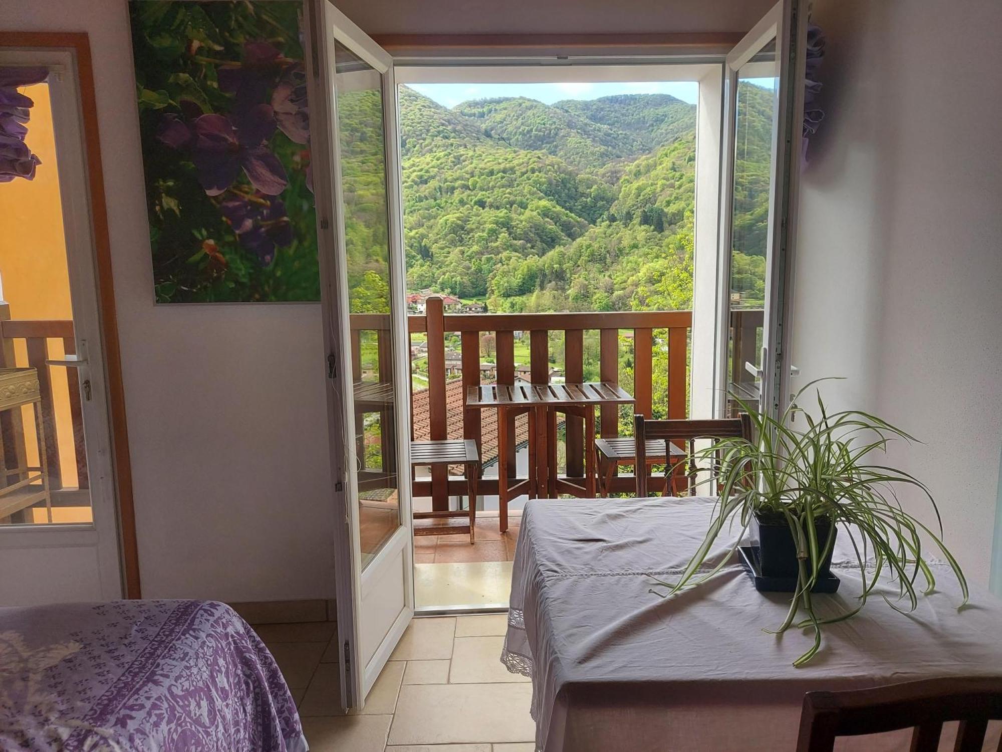 La Nave B&B Monteggio ภายนอก รูปภาพ