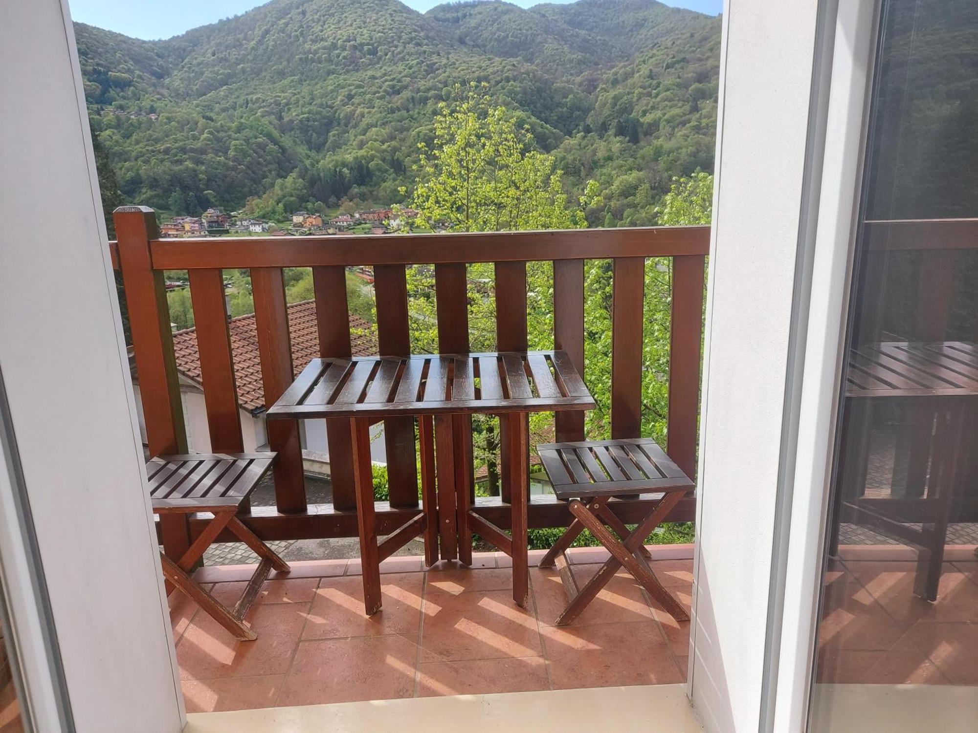La Nave B&B Monteggio ภายนอก รูปภาพ
